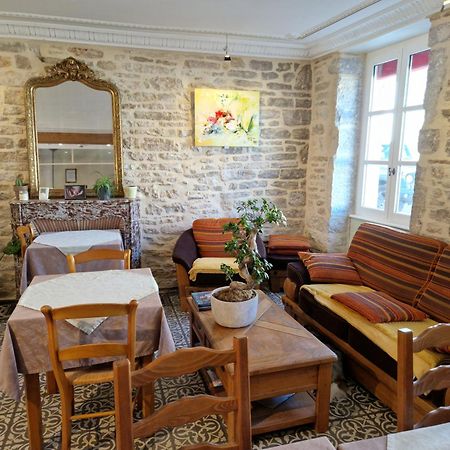 Hotel De La Ferte Chagny  Buitenkant foto