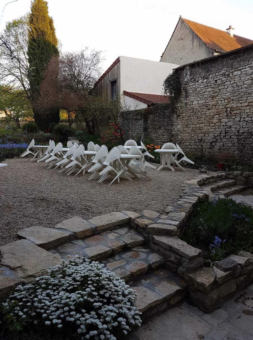 Hotel De La Ferte Chagny  Buitenkant foto