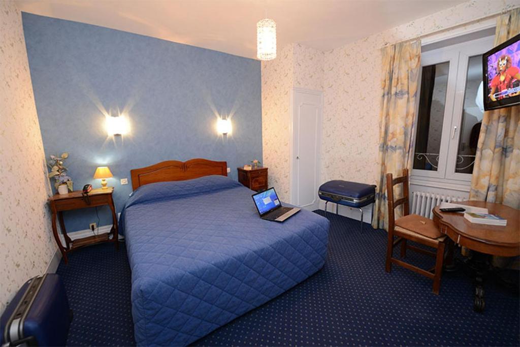 Hotel De La Ferte Chagny  Buitenkant foto